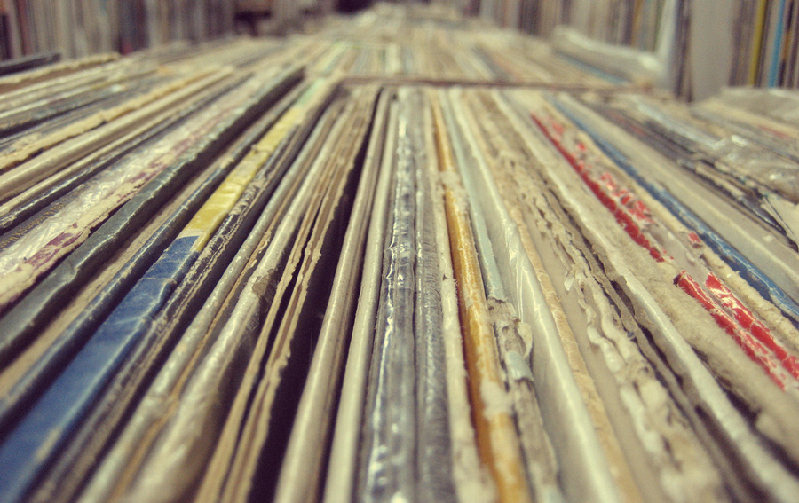 records_900x567